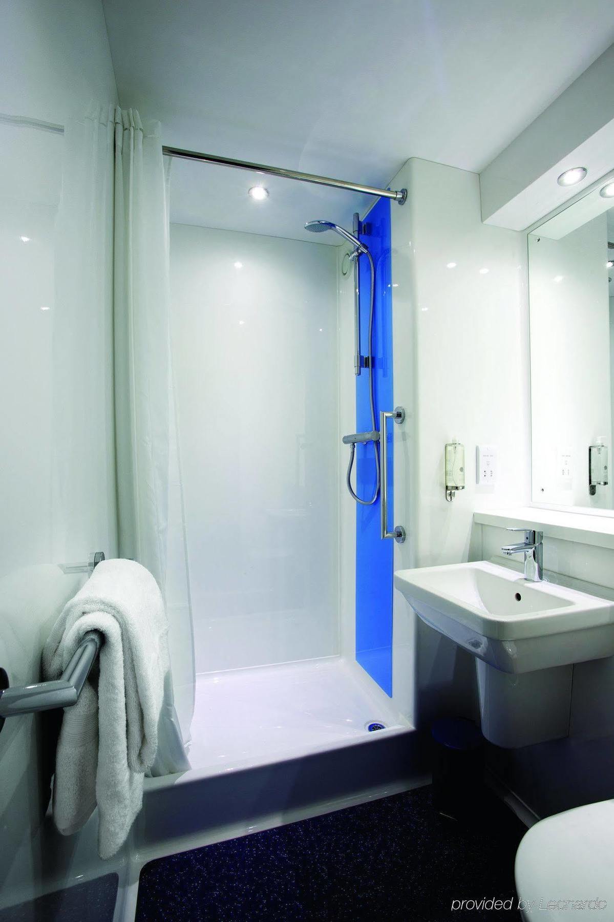 Travelodge Aberdeen Airport Extérieur photo