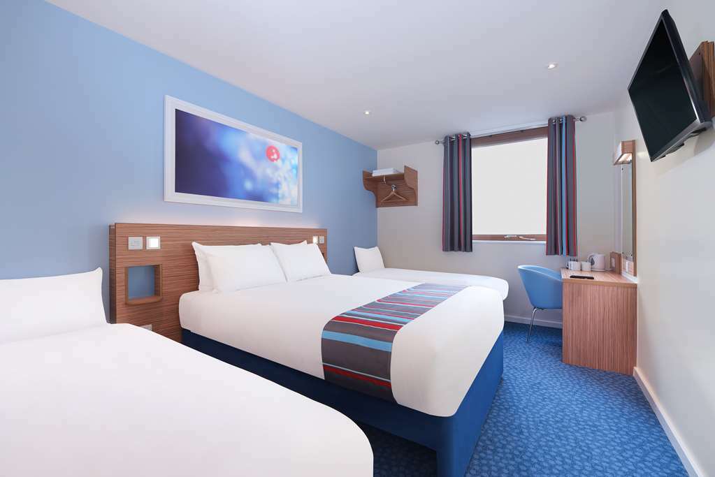 Travelodge Aberdeen Airport Chambre photo